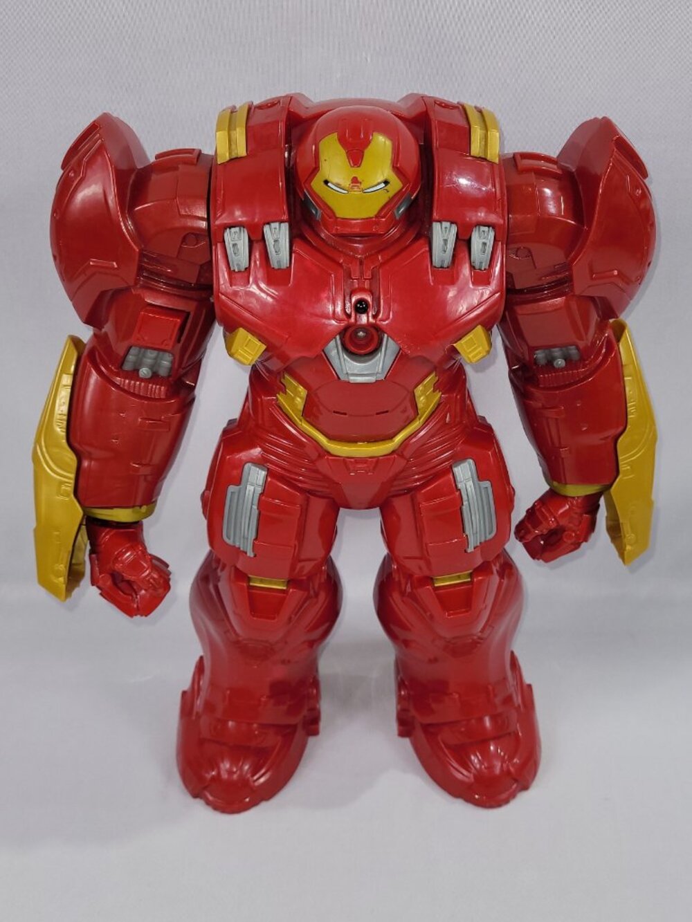 Marvel Avengers Age Ultron Electronic 14" Interactive Hulk Buster Action Figure